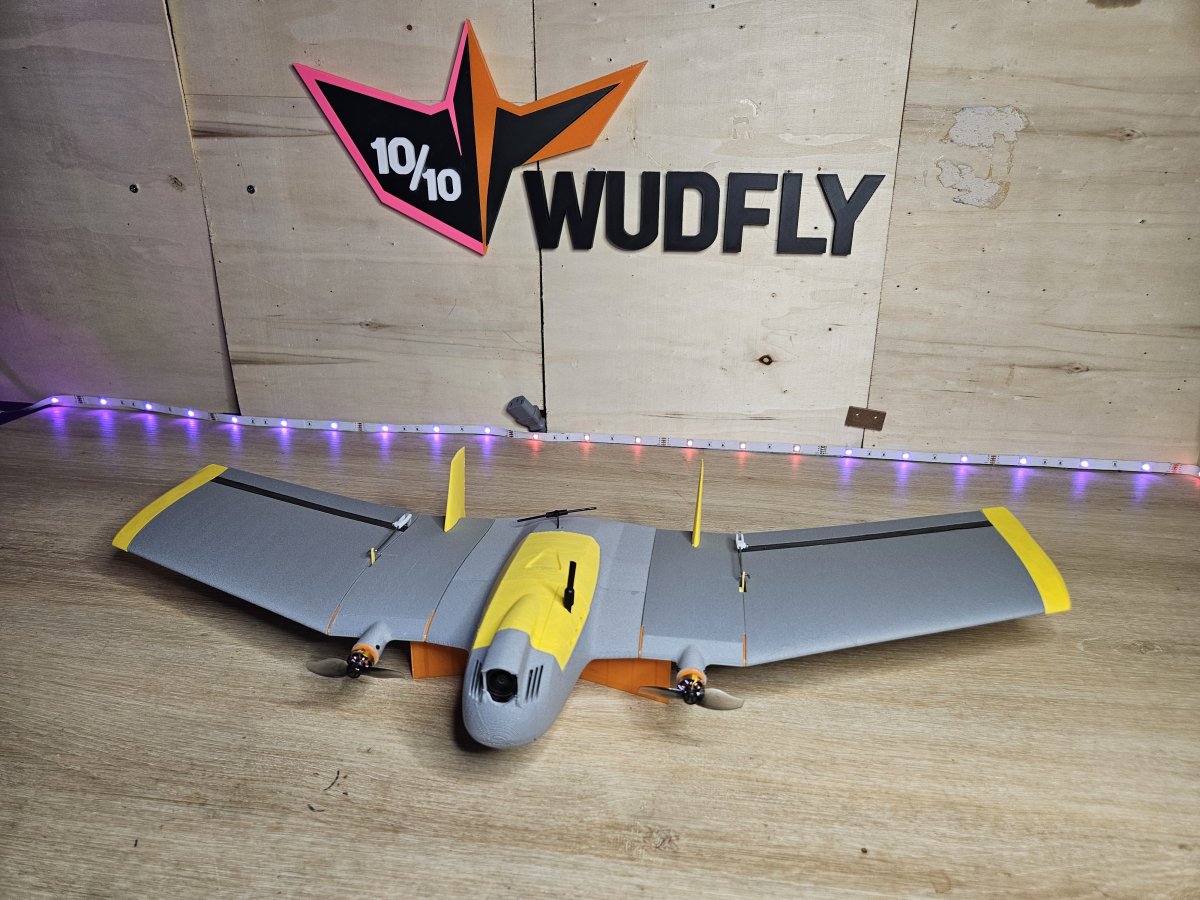 WUDFLY SPECTRE top view showing the complete twin-motor FPV wing